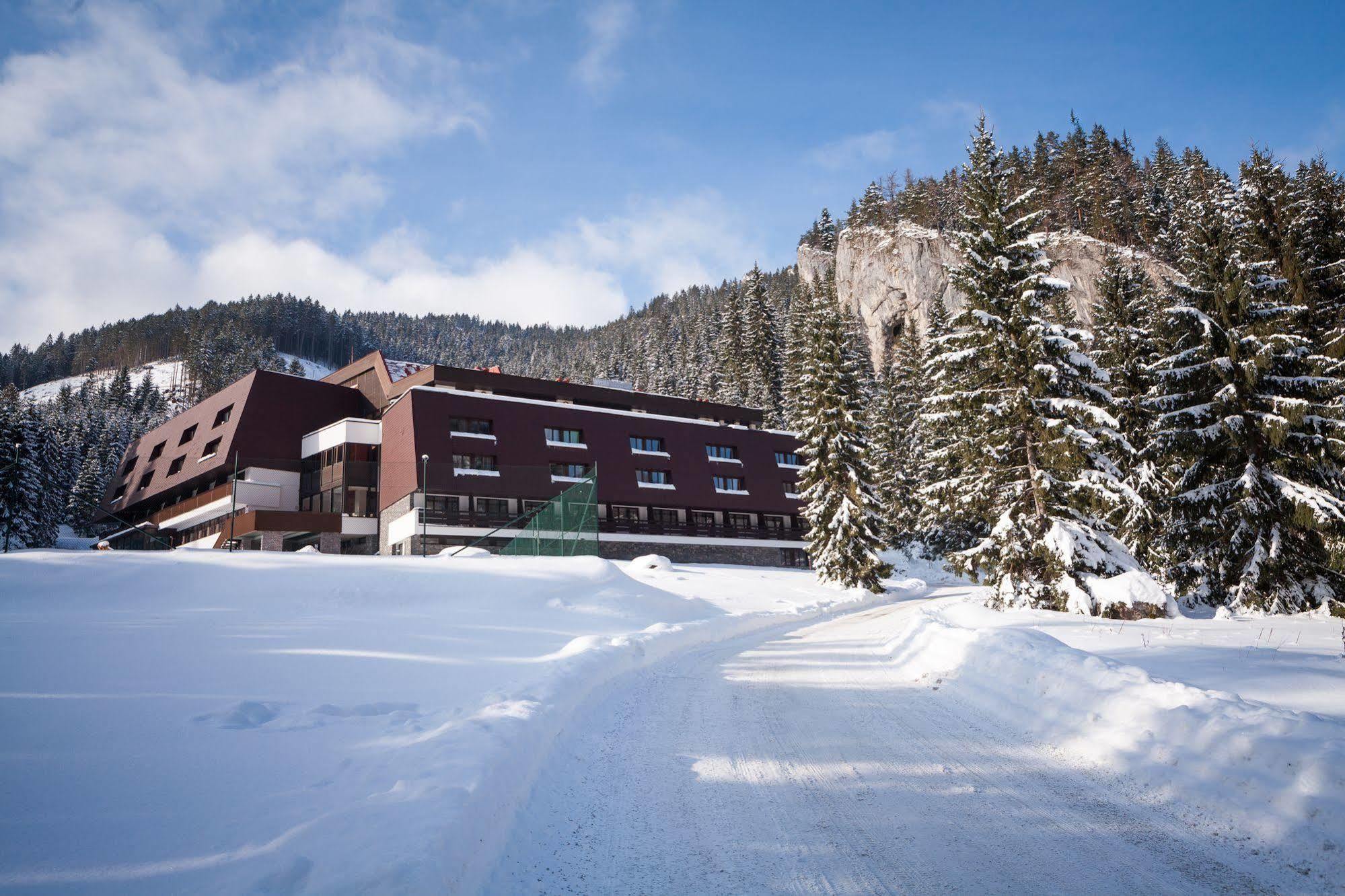 Wellness Hotel Repiska Demanovska Dolina Exterior photo